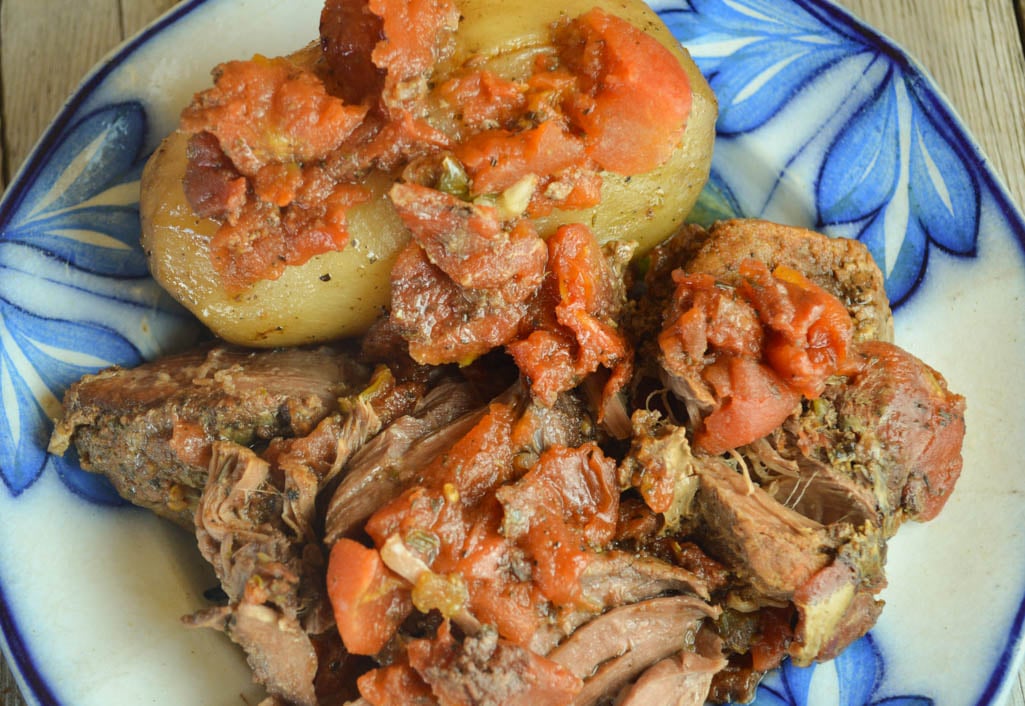 Slow Cooker Greek Beef and Potatoes