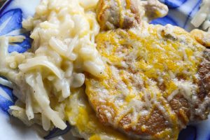 Pork Chop Potato Bake is an easy recipe for you to put together that will please those meat and potato lovers in your family.