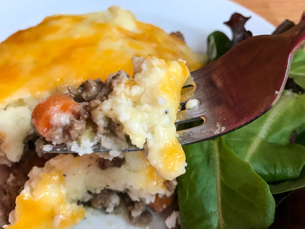 You can use pre-cooked mashed potatoes to quickly whip up this Easy Shepherd's Pie for a dinner that your entire family will love.