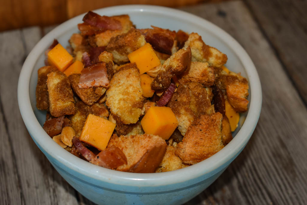 Bacon and Cheese Snack Mix