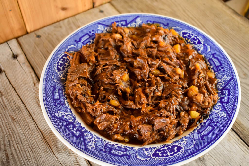 Instant Pot Shredded Beef Barbecue