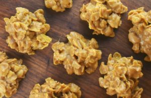 Peanut Butter Cornflake Drop Cookies contain 4 simple ingredients transformed into a no bake cookie sensation.  You too can conquer these easy, chewy cookies with a perfectly peanut butter flavor, in approximately 10 minutes flat. 