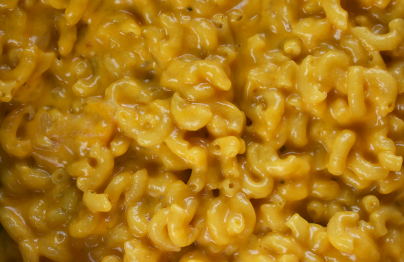 Creamy Skillet Macaroni and Cheese is the perfect side dish.  This one pan dish comes together quickly, is made with ingredients already in your pantry, and will have your kids begging for seconds.
