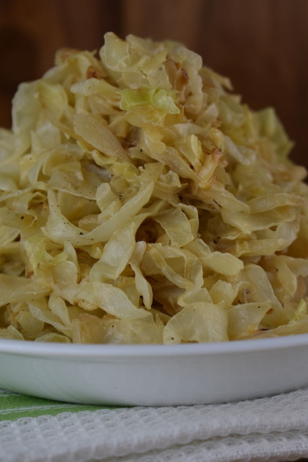 Creamy Cabbage – A Creamed Cabbage with Heavy Cream