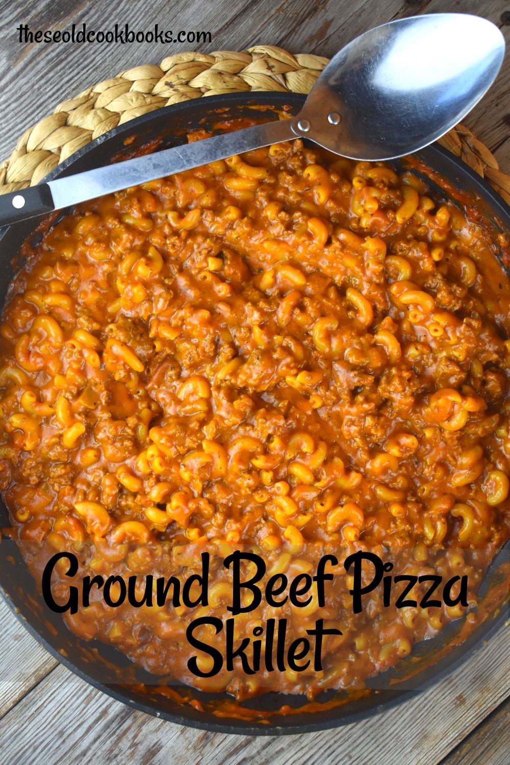 Ground beef pizza skillet is an easy stovetop recipe that you can have on the table in under 30 minutes.