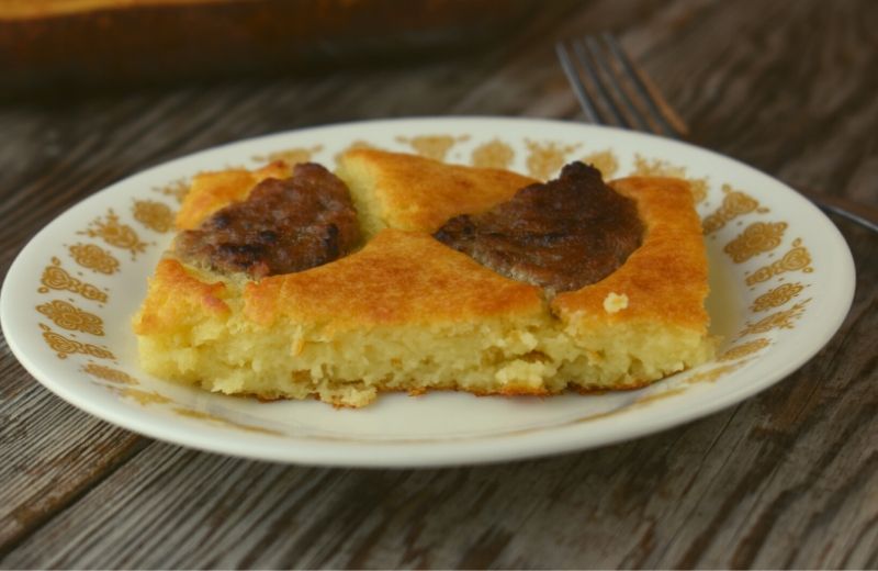 Easy Pancake Sausage Casserole (pancake mix casserole) uses five simple ingredients and will transform the way you prepare pancakes for your family. 