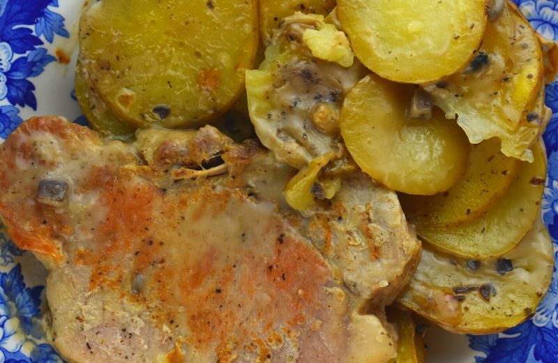 Mom's Oven Pork Chops and Potatoes was served up many nights during my childhood.  This method of baking results in a fork-tender pork chop that the whole family will enjoy. Plus, it's an economical option with only 4 ingredients (plus salt and pepper).