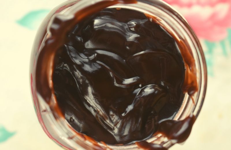 How To Make The Perfect Hot Fudge Sauce For Ice Cream