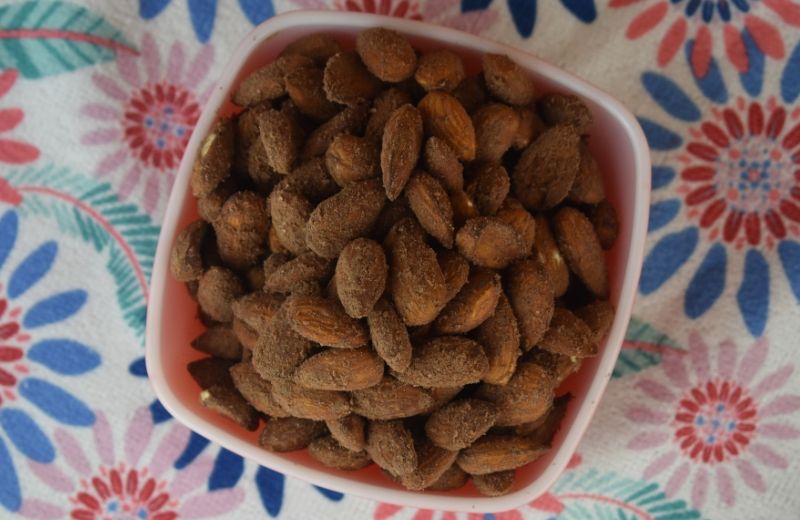Cocoa Dusted Almonds with Protein Powder