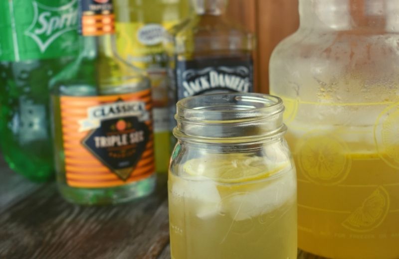 The Deliciously Detailed Ingredients For The Lake Lemonade Cocktail