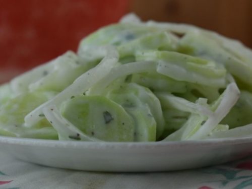 simple sour cream dressing for cucumbers Creamy German Cucumber Salad (Gurkensalat)