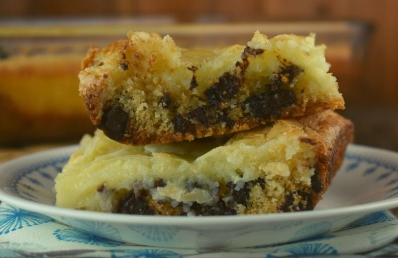 The Perfect Chocolate Chip Cake Mix Gooey Bars Recipe (With Pictures)