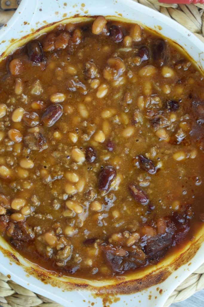 Baked Beans with Ground Beef is a Southern Baked Bean Casserole using pork and beans, kidney beans and hamburger in an classic baked bean sauce.