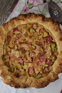 Classic Rhubarb Pie is a Rhubarb Pie with only one crust. Baking an open faced rhubarb pie makes a lovely display of pink and green rhubarb ready to wow your friends and family.