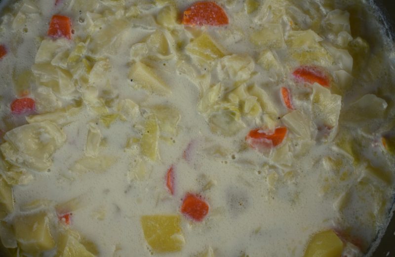 Amish Cabbage Chowder is a creamy cabbage soup recipe with carrots, potatoes and milk.  White cabbage soup tastes best served with crackers. 