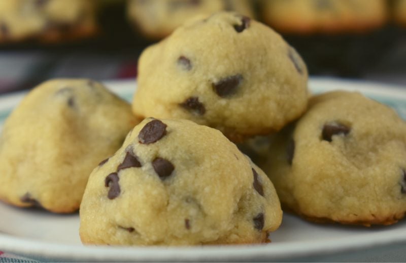 Chocolate Chip Hershey Kiss Cookies – Shortbread Hershey Kiss Cookies