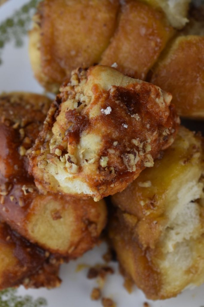 Using butterscotch pudding mix in these breakfast rolls results in a caramel flavor, while the brown sugar and butter gives a ooey gooey texture, kinda like monkey bread.