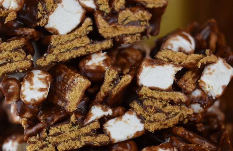 Indoor S'mores Bars are a no bake Golden Grahams S'mores Bars Recipe (with corn syrup).  If it's too cold for those traditional S'mores, whip up a batch of these easy s'mores treats with golden grahams.