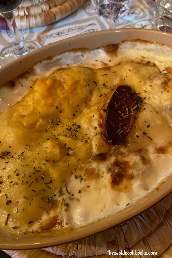 After a recent trip to France where I fell in love with French Gratins, I've discovered how to make a classic French gratin recipe.  These Potatoes au Gratin are simple and follow easy steps to customize to them into a full meal.  A number of ingredients can be added including ham, bacon, goat cheese, egg, the sky is the limit.
