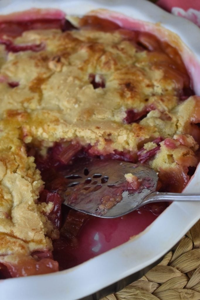 Rhubarb Pie without a crust is great when you don't feel like fussing with making pie crust or if you forget to grab a pre-made pie crust at the store. Plus, not only that, it's so sweet, sticky and delicious, you might decide you prefer this crustless rhubarb pie version better than the regular kind.