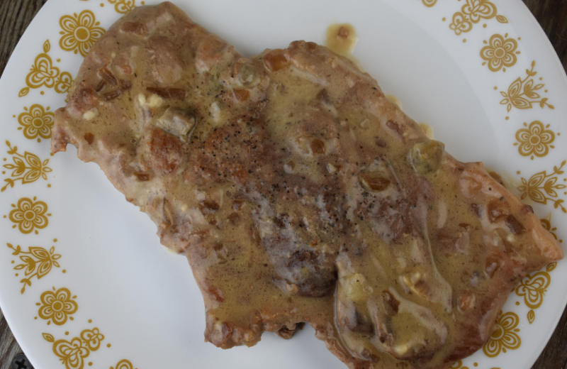 Pork Steak and Gravy – How to Cook Pork Steaks in the Oven