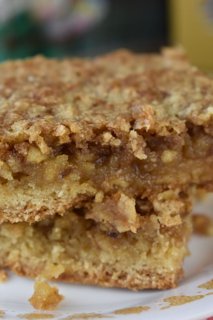 The cake mix forms the perfect base for these maple walnut pie bars while the pie bit is actually in reference to the pecan pie vibes that this dessert gives off.