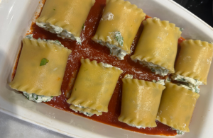 Spinach & Ricotta Lasagna Roll-Ups turns classic lasagna into elegant little rolls that are easy to serve, perfectly portioned, and incredibly satisfying.