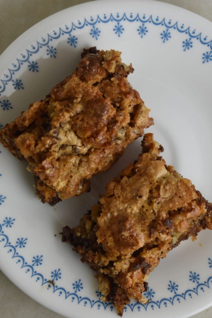 These old-fashioned graham cracker brownies are a rich, chewy vintage dessert made with condensed milk, chocolate chips, and pantry staples.